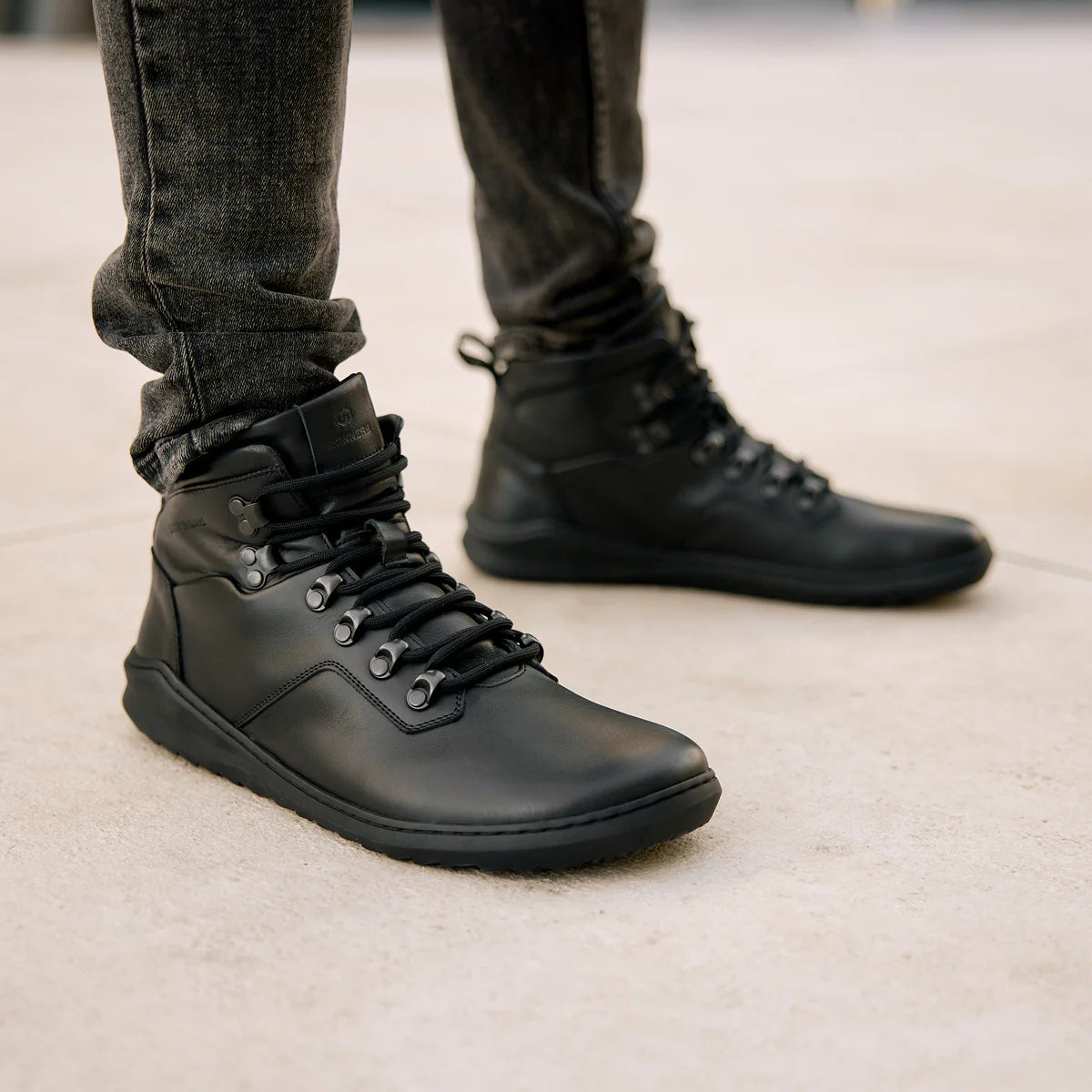 Cavalier Black
