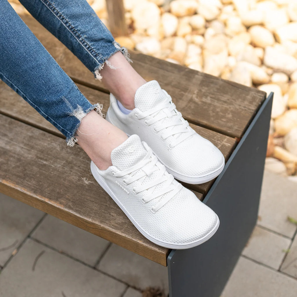 Globetrotter - White